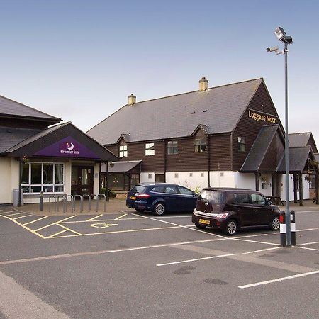 Premier Inn Хейл Екстериор снимка